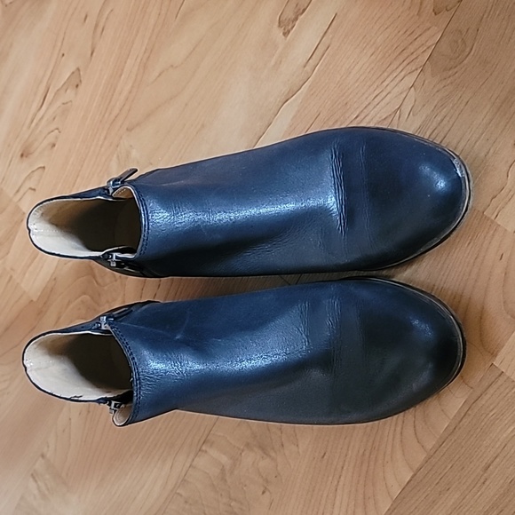 Lucky Brand Shoes - Lucky 🍀 brand Black Leather Burklee Ankle Boots size 9M/40